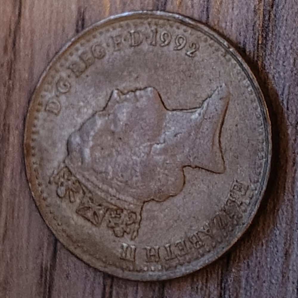 1992 Coin with Queen Elizabeth II